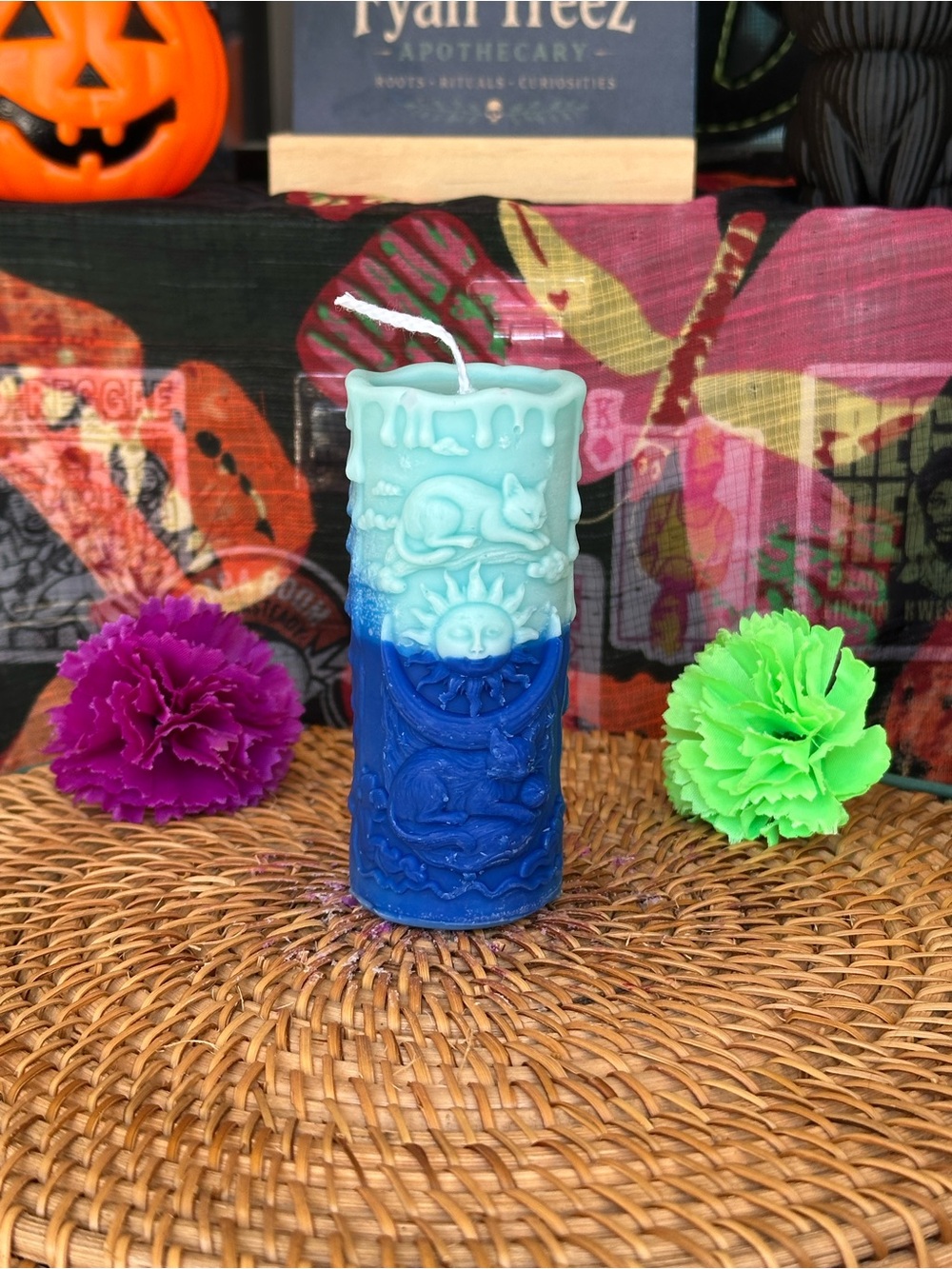 Celestial Cats Sun & Moon Candle – Blue Ombre